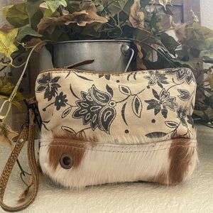 Flolret Pouch ~ Myra Bag